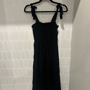 Elegant Black Sleeveless Dress